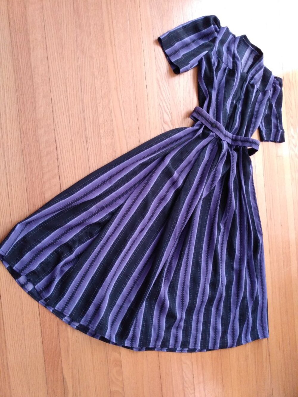Vintage Girl's Amish Mennonite Prairie Dress 32" Chest Purple Stripe Old Colony